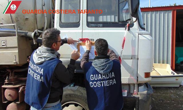 Taranto - Maxi operazione della Guardia costiera: smaltimento illegale di rifiuti