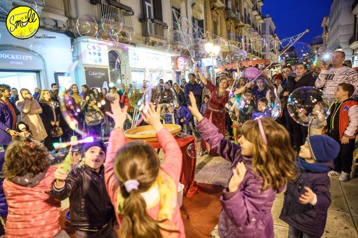 Taranto - Arriva Smile Circus: beneficenza e spettacolo nel magico borgo
