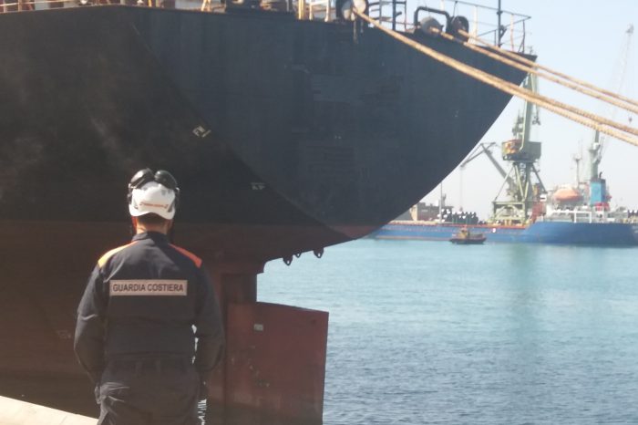 Taranto - Capitaneria di Porto. In azione il Nucleo “Port State Control”: bloccata nave mercantile