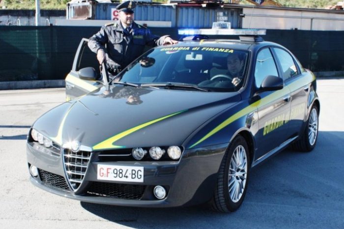 Taranto - Gdf sequestra oltre 2 milioni di euro a società di riparazioni meccaniche di autoveicoli