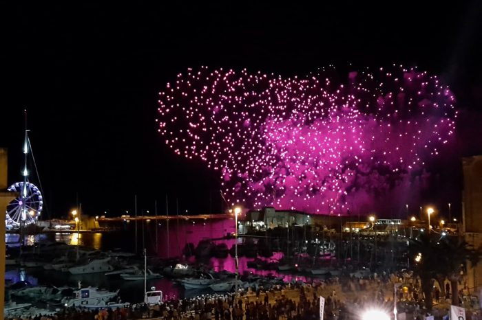BAT - Festival dell’Arte Pirotecnica di Trani, incantevole spettacolo nella “Perla del Mediterraneo”.