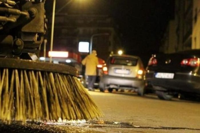 Taranto - Riparte la rimozione auto durante la pulizia notturna: le zone interessate