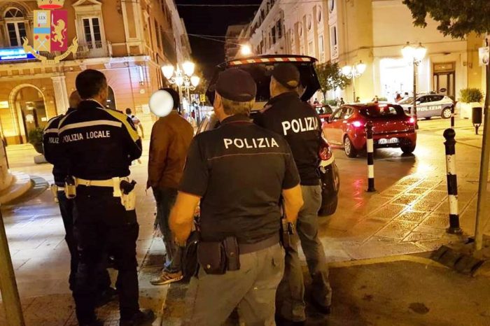 Taranto - Controlli di polizia: sanzionati due parcheggiatori abusivi e chiusura di un esercizio commerciale