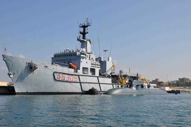 Taranto - SMEREX 2018: esercitazioni della Marina militare al soccorso dei sommergibili in difficoltà