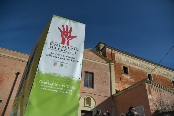 Taranto - Inaugurata a Grottaglie la prima fiera pugliese dedicata ai vini naturali