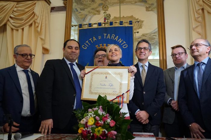 Taranto - Cerimonia cittadinanza onoraria a Nadia Toffa: il suo legame con la città