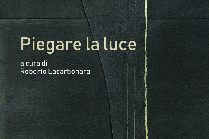 Taranto - "Piegare la luce": mostra gratuita dello scultore Carlo Lorenzetti