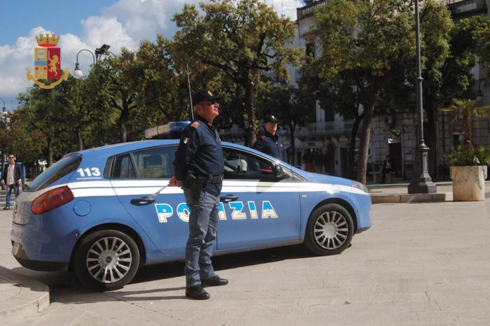 Taranto - Ricettazione e riciclaggio di auto rubate: denunciato 31enne