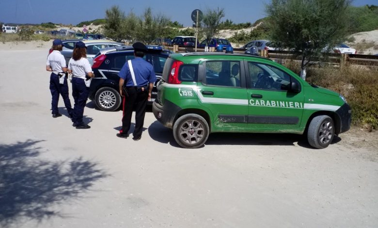 sorpresi , scaricavano materiali di risulta