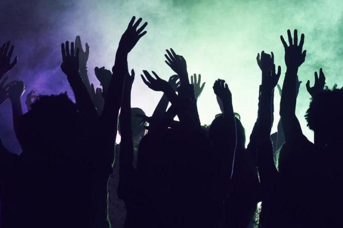 Manduria: Centinaia di ragazzi denunciati dalla Polizia per un Rave Party