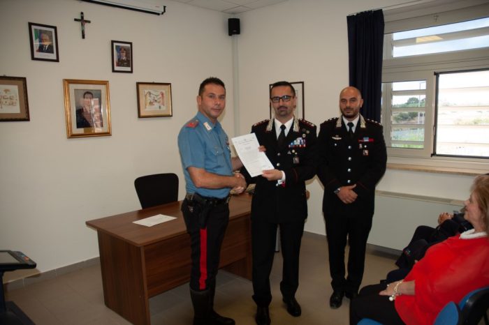 San Vito dei Normanni (BR)- Il Comandante Provinciale dei Carabinieri premia i militari che si son distintisi nelle attività di servizio