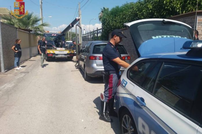 Taranto - Scoperte e sequestrate autofficina e autocarrozzeria abusive