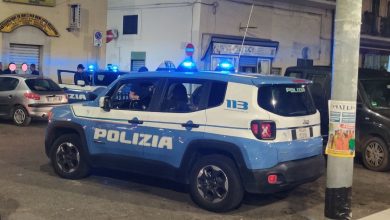 Pattuglia della Polizia di Stato durante un intervento su strada provinciale a San Severo