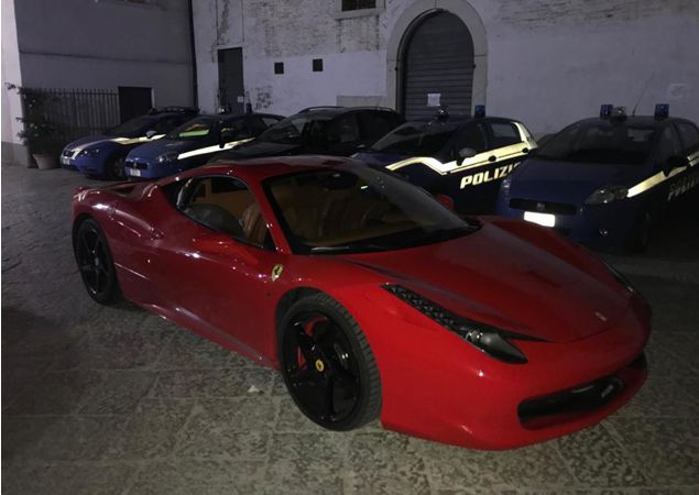 San Severo (Fg)- La Polizia di Stato insegue e rinviene una Ferrari appena rubata