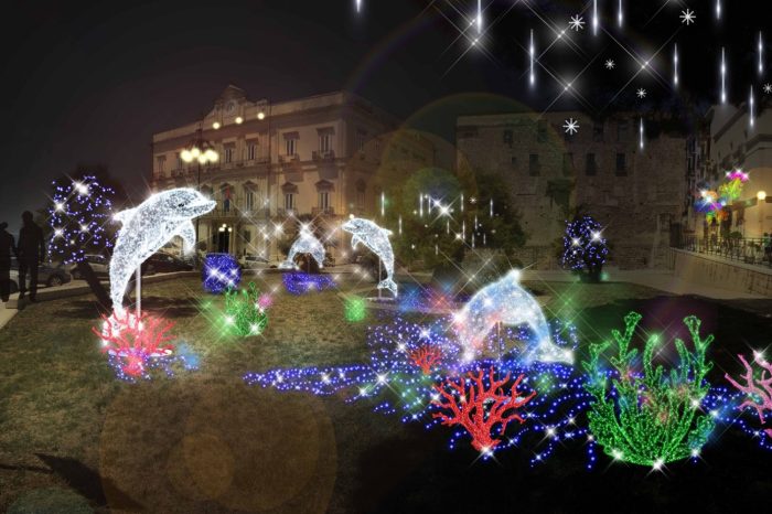 Taranto- Natale, luminarie d'artista per le vie del Borgo
