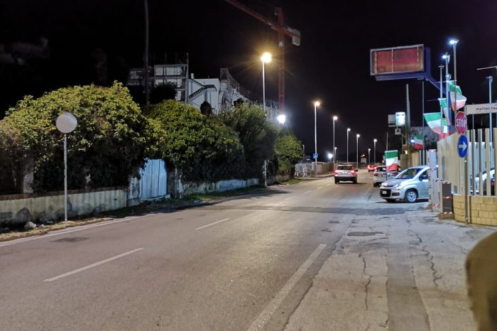 Taranto - Nuovo impianto di illuminazione pubblica nel tratto via Mediterraneo e viale Unità D'Italia