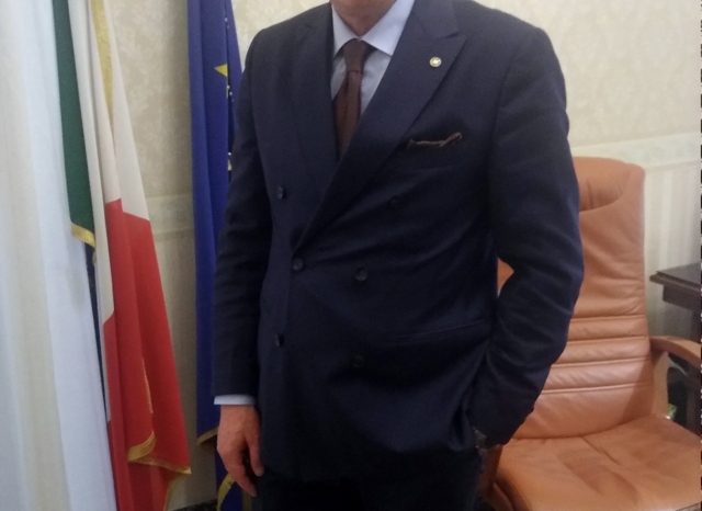 Taranto - Si è insediato il nuovo prefetto Demetrio Martino