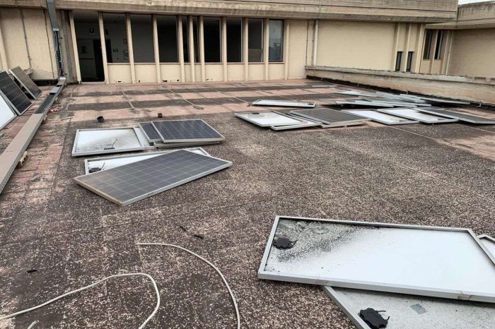 Taranto - Rubati pannelli solari, ennesimo furto al teatro TaTà