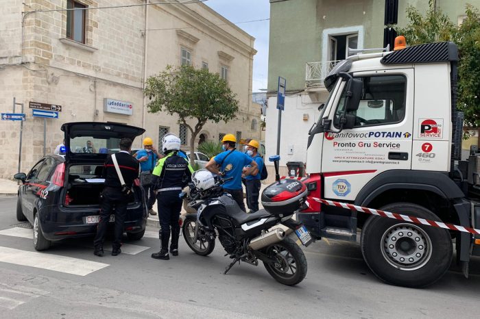 Taranto - Lavori senza autorizzazione in uno stabile di Talsano: intervengono carabinieri e polizia locale