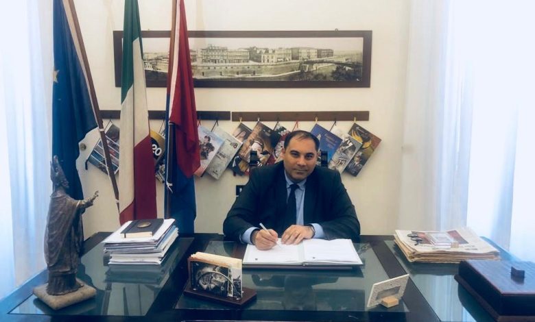 sindaco Melucci Taranto