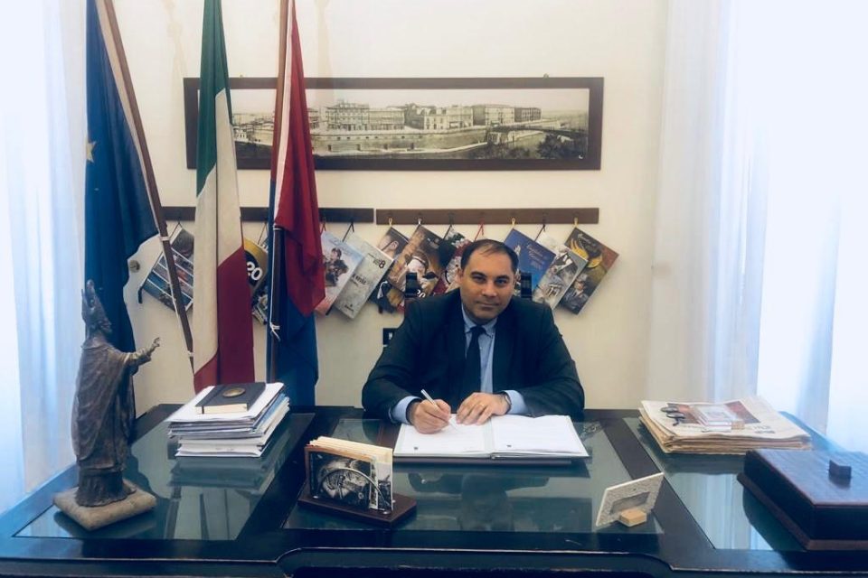 sindaco Melucci Taranto