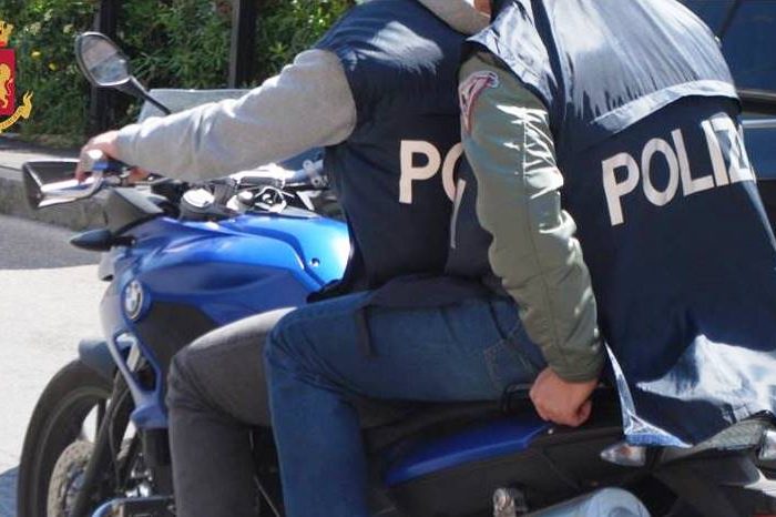 Taranto: Spaccio in città: due arresti della Polizia di Stato
