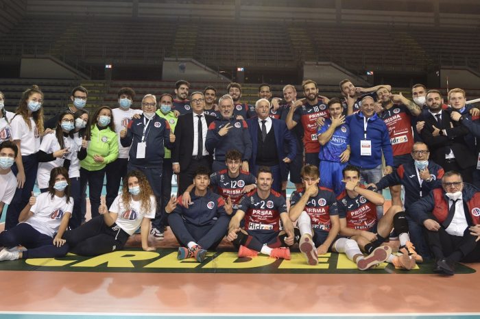 Volley, vittoria per la Prisma Taranto nel recupero con Mondovì