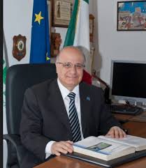 Differenziata ad Avetrana supera quota 80%: la soddisfazione del sindaco Minò
