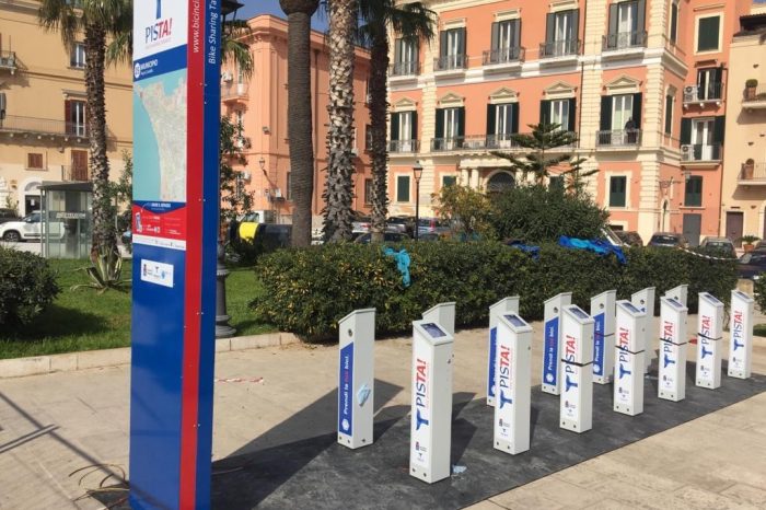 Taranto - Ciclostazione pronta anche in piazza Castello