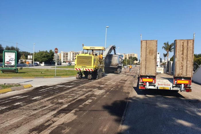 Taranto - Nuovo manto stradale in via Mediterraneo, sopralluogo di Melucci