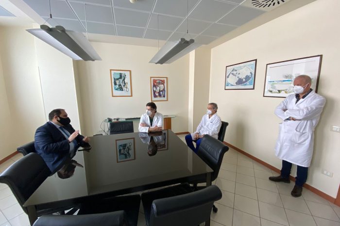 Taranto - Melucci fa visita alla clinica ‘Bernardini’