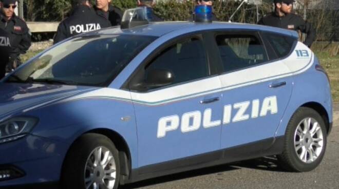 CERIGNOLA: ARRESTATE 3 PERSONE PER: VIOLAZIONE OBBLIGO DI DIMORA; SPENDITA DI BANCONOTE FALSE; RESISTENZA A PP.UU..