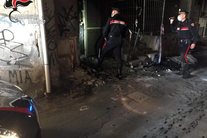 Taranto: Un fermo, ritenuto responsabile del rogo all'ex Hotel Palace