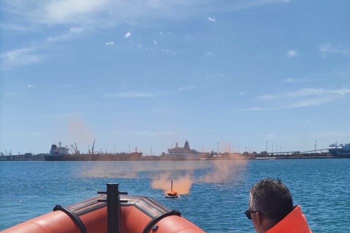 Brindisi: La Capitaneria di Porto- Guardia Costiera simulano soccorsi aeromarittimi