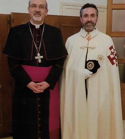 Il dott. Leo Lucarella è il vice presidente della Real Academia Sancti Ambrosii Martyris