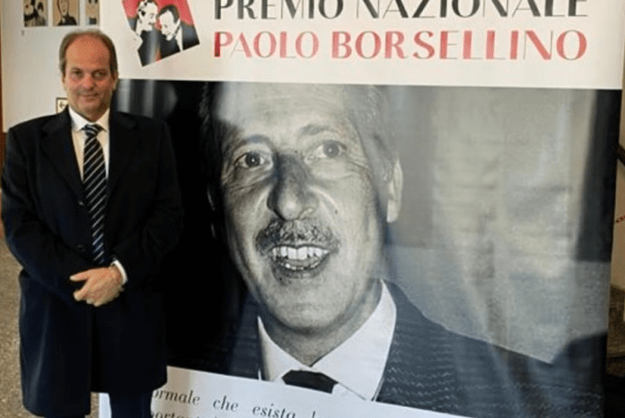 L’ avvocato barese Antonio Maria La Scala premiato alla   25^ edizione del Premio Nazionale “Paolo Borsellino”