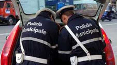 Tolleranza zero, nel mirino della Polizia locale di Martina Franca la "sosta selvaggia"