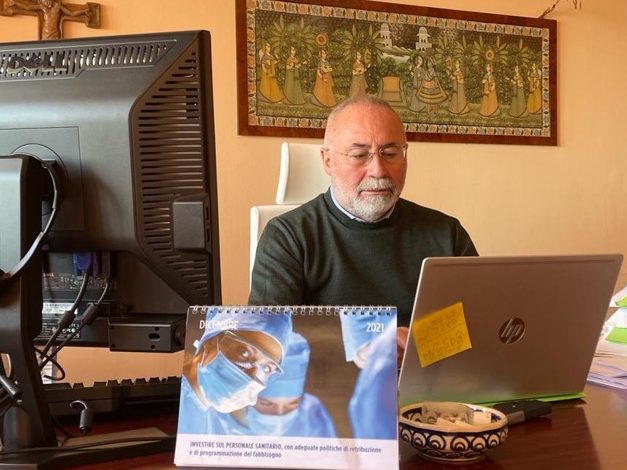 Il direttore generale dell'ASL di Taranto Gregorio Colacicco