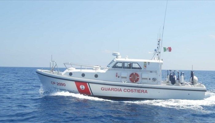 Lecce: salvataggio della Guardia Costiera