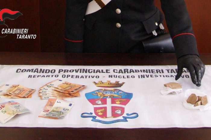 Taranto: coppia cegliese sorpresa con la droga in auto, arrestati