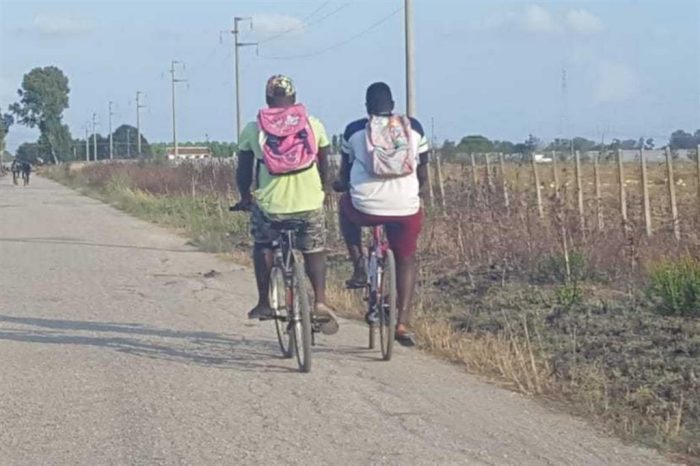 Manfredonia: braccianti extracomunitari in bici sono stati travolti da auto pirata