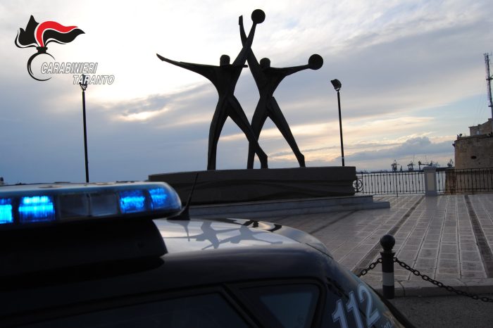 Taranto: arrestati dai Carabinieri una presunta coppia di spacciatori