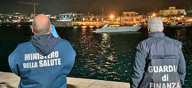 SANTA MARIA DI LEUCA -Arrestati gli scafisti che avevano traghettato i migranti