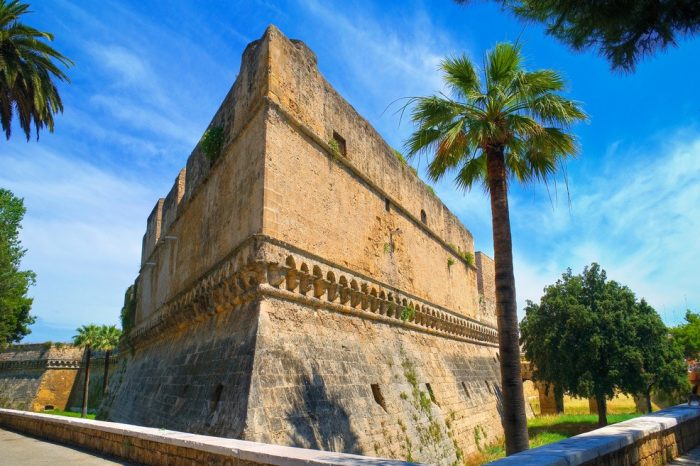Bari - Castello Svevo: La mostra "Antichi popoli di Puglia. L'archeologia racconta"