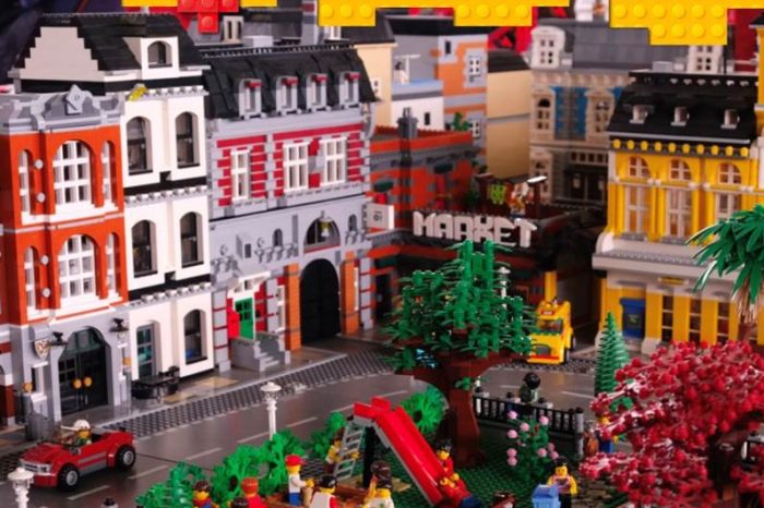 Bari - Spazio Murat oggi inaugura "I love Lego"
