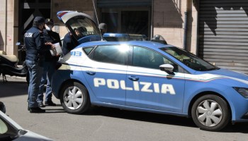 Taranto rapina ad un passante: arrestato presunto responsabile.