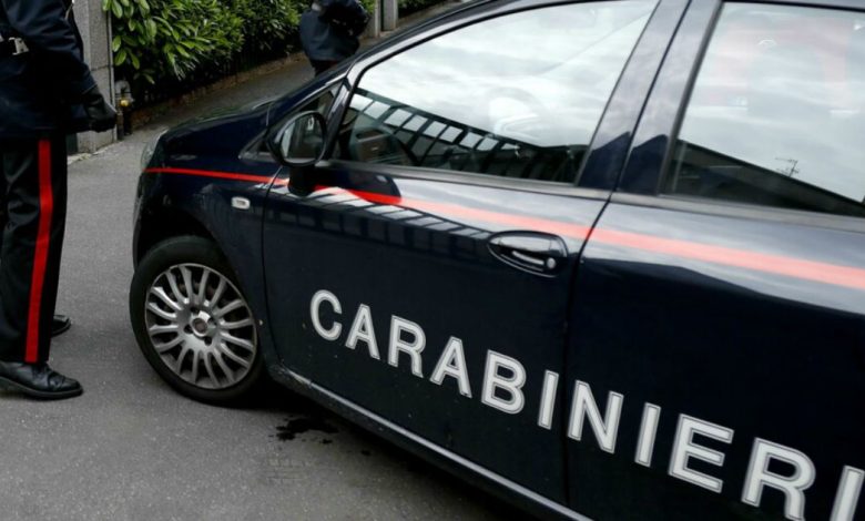 Manduria - minaccia il il padre con una pistola, arrestato. Un litigio tra padre e figlio è sfociato in un arrestonaccia il padre con una pistolaa