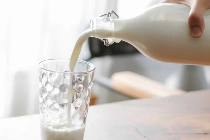 Bevete latte per un consumo sano e naturale