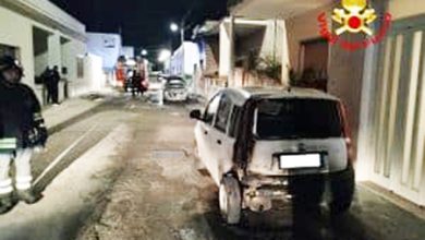 tre auto a fuoco in provincia di Lecce