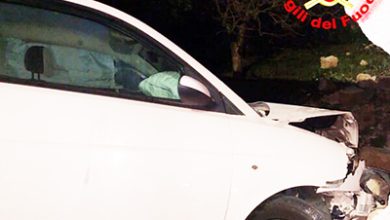 auto sfonda recinzione